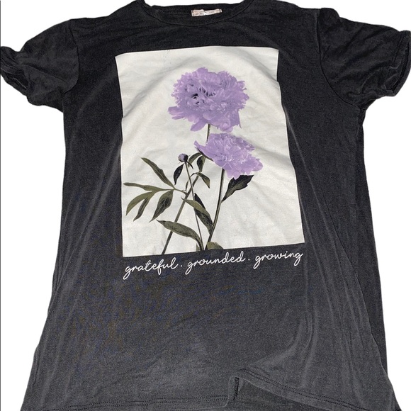 Altar'd State Tops - Altar’d State flower baggy T